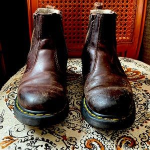 Dr. Martens 2976 Alyson W/Zips WinterGrip Chelsea style Boots DarkBrown USED